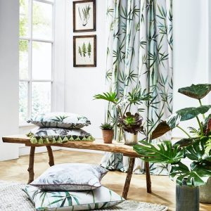 draperii cu model tropical