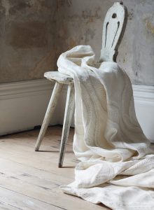 DRAPERII DIN IN