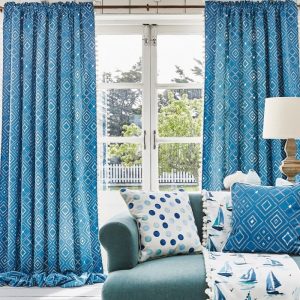 draperii cu model geometric