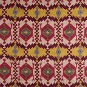 Material decorativ pentru tapițerie TANIR Red, desen ikat expresiv în tonuri de roșu, muștar și bej