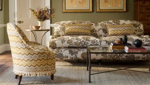 material tapiterie floral Artissima Golden Alfresco utilizat in living clasic elegant