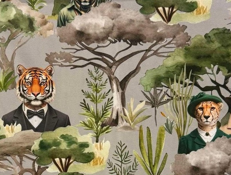 Imprimeu din colecția Amazon cu tigru în smoking și personaje feline, potrivit pentru panou textil decorativ