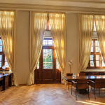 Draperii într-un spațiu cu istorie – Universitatea din București